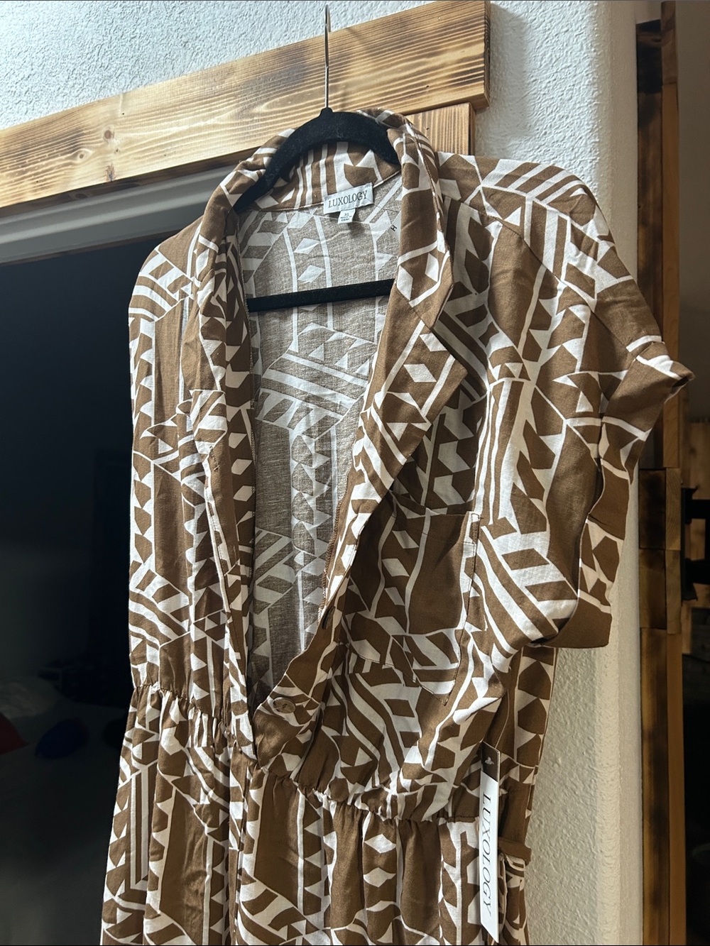 Luxology Brown & White Geometric Shirt Dress